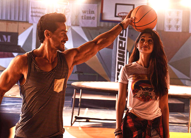 Box Office - Baaghi 2 beats Padmaavat; collects Rs. 25.10 cr. on Day 1 Box Office - Baaghi 2 beats Padmaavat; collects Rs. 25.10 cr. on Day 1