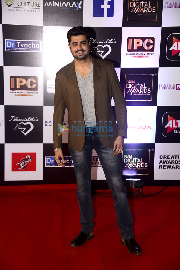 celebs grace alt balajis digital awards 21