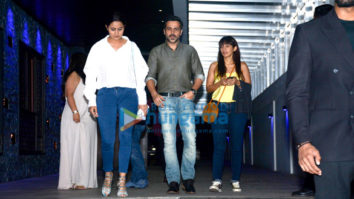 Emraan Hashmi  spotted with his friends at Hakkasan