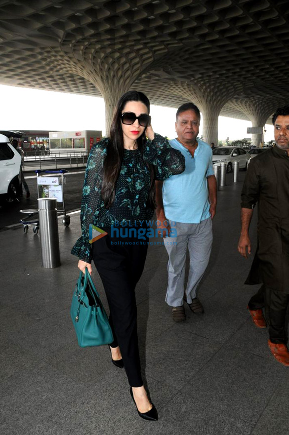 ileana dcruz karisma kapoor and others snapped at the airport 2