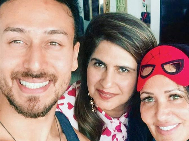Inside pics: Here’s how Tiger Shroff celebrated his birthday with mom Ayesha and rumoured girlfriend Disha Patani