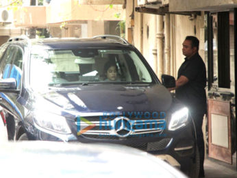 Janhvi Kapoor spotted at gym in Bandra