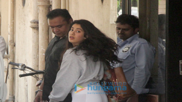 Janhvi Kapoor spotted at the gym in Bandra