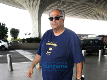 KaKamal Haasan, Boney Kapoor, Huma Qureshi and others snapped at the airportmal Haasan and Boney Kapoor snapped at the airport