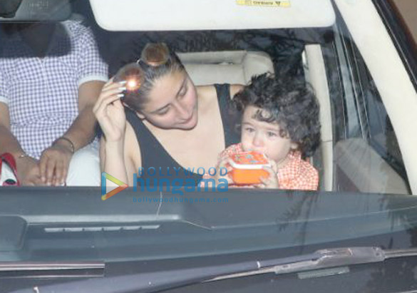 kareena kapoor khan snapped with her son taimur ali khan in bandra 4