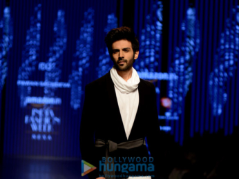 Kartik Aaryan walks the ramp for Pawan Sachdeva at the Amazon Fashion Week
