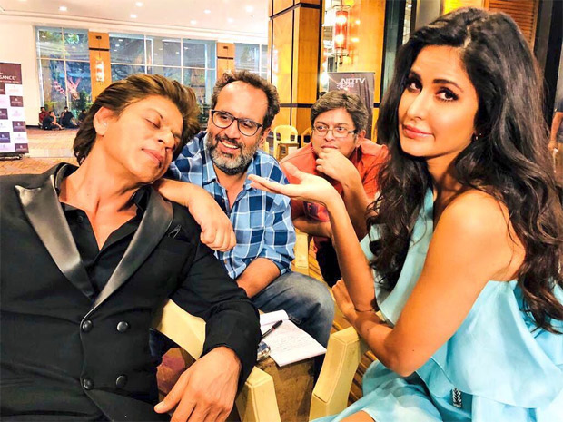 Katrina Kaif turns media manager for Shah Rukh Khan on Zero sets Katrina Kaif turns media manager for Shah Rukh Khan on Zero sets