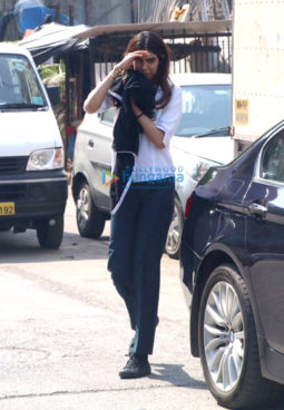 Khushi Kapoor snapped with her boyfriend