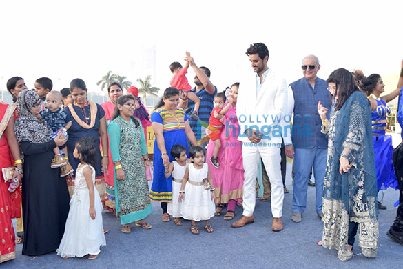 kunal kapoor snapped at wadia gold cup 2018 with wadia hospital patients 5