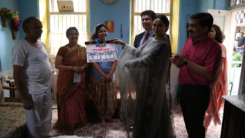 PICS: Madhuri Dixit gives mahurat clap for her Marathi Production 15 August