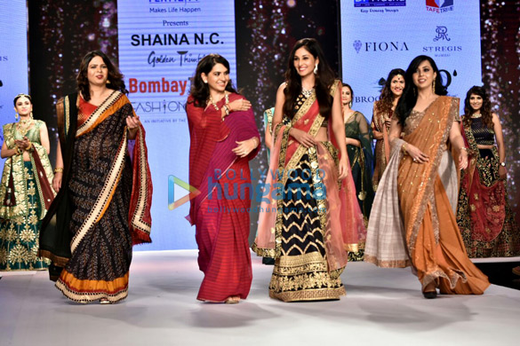 pooja chopra walks the ramp at the bombay times fashion week 1