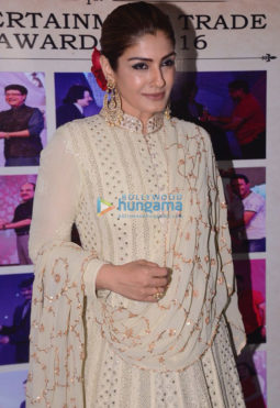 Raveena Tandon and Sonali Kulkarni grace the 2nd Entertainment Trade Awards 2018