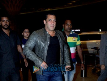 Salman Khan, Deepika Padukone and Rani Mukerji and others snapped at the airport