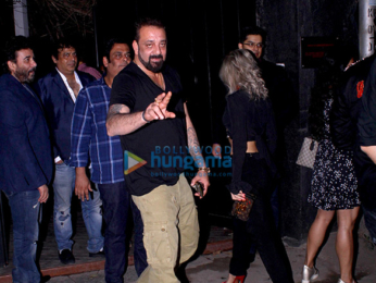 Sanjay Dutt and others grace the launch of Bunny Sanghavi's lounge 'B'