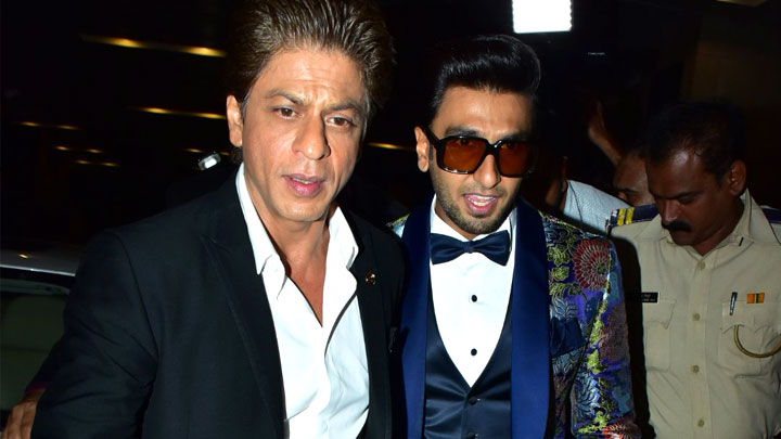 Shah Rukh Khan and Ranveer Singh create a HUNGAMA at Hello Hall Of Fame Awards
