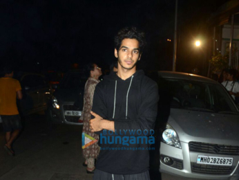 Shahid Kapoor and Mira Rajput snapped with brother Ishaan Khatter in Juhu