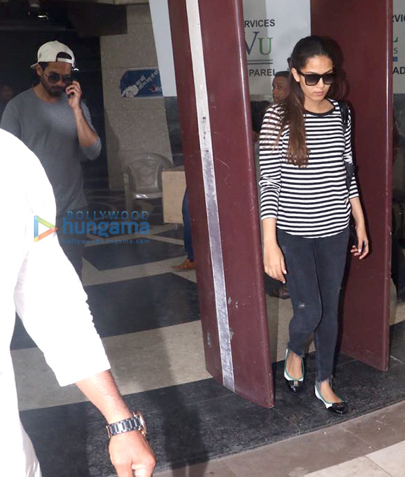 shahid kapoor and mira rajput spotted outside a clinic 6
