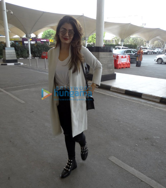 sonakshi sinha diana penty and others snapped at the airport 2