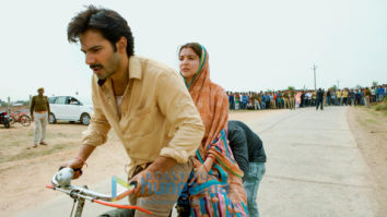 On The Sets Of The Movie Sui Dhaaga - Made In India