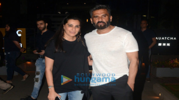 Suniel Shetty and Sachin Tendulkar snapped at BKC