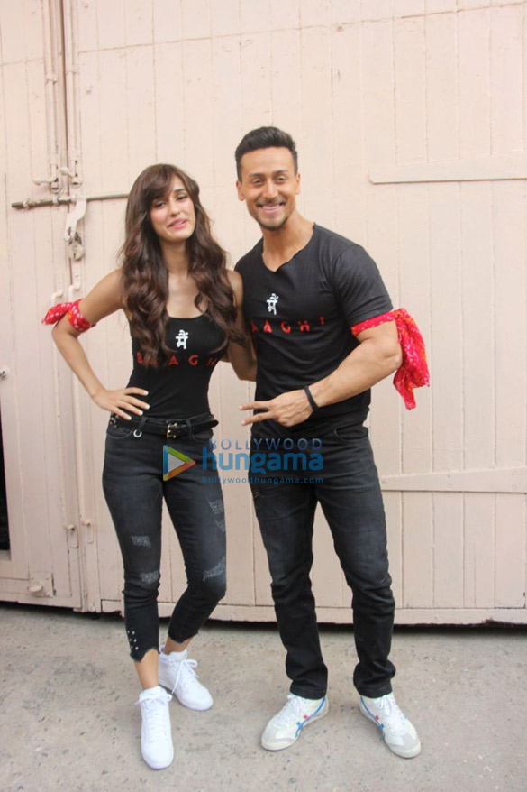 tiger shroff disha patani promote their film baaghi 2 3