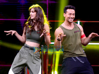 Tiger Shroff and Disha Patani snapped promoting their film Baaghi 2 on High Fever Dance Ka Naya Tevar
