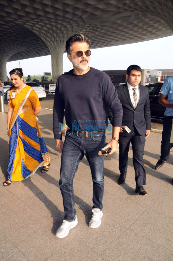 vaani kapoor anil kapoor and others snapped at the airport 2