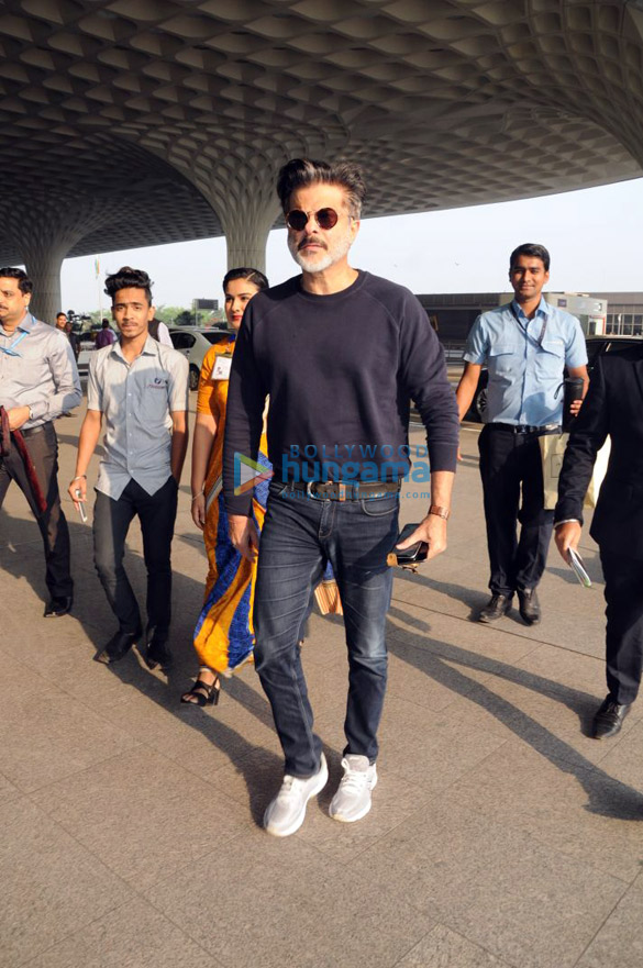 vaani kapoor anil kapoor and others snapped at the airport 6