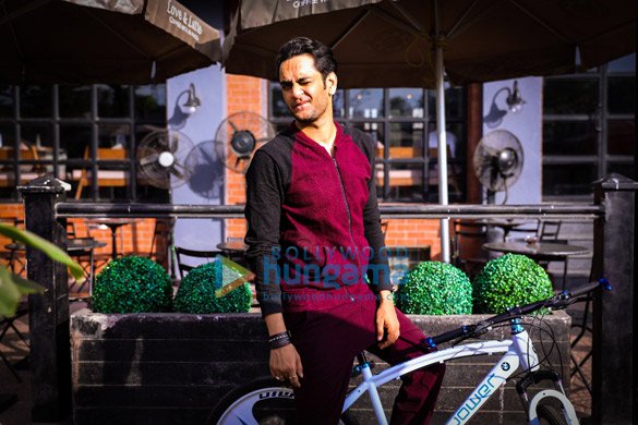 Vikas Gupta spotted riding a bicycle in Mumbai Vikas Gupta spotted riding a bicycle in Mumbai