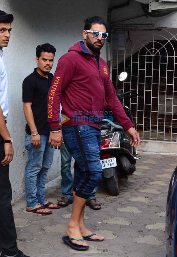 yuvraj singh and angad bedi spotted at cafe in bandra 0 1