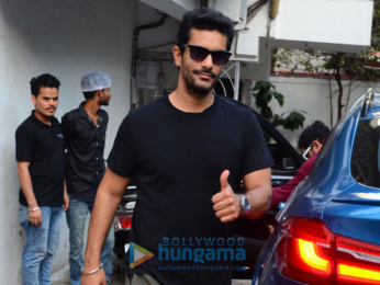 Yuvraj Singh and Angad Bedi spotted at cafe in Bandra