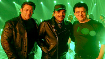 Salman Khan and Dharmendra twin in black with Sajid Nadiadwala for a song shoot for Yamla Pagla Deewana Phir Se