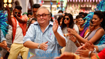 WOW! Rishi Kapoor croons for the first time in 102 Not Out