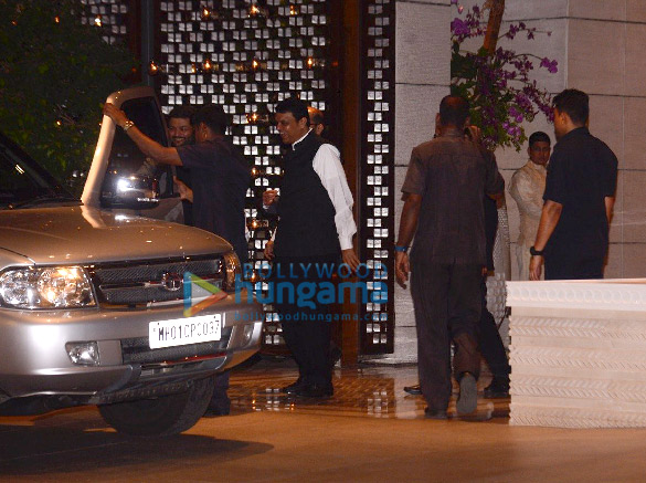 aamir khan sachin tendulkar and john abraham at the ambani party for olympics committee 5