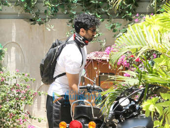 Aditya Roy Kapur, Sidharth Malhotra, Shahid Kapoor and Nidhhi Agerwal snapped at the gym