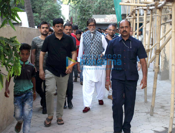 amitabh bachchan spotted in versova 4