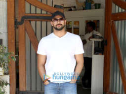 Arunoday Singh spotted at The Fable Cafe in Juhu
