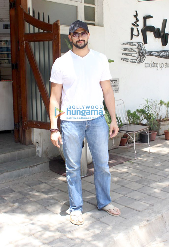 arunoday singh spotted at the fable in juhu 5