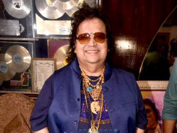 Bappi Lahiri celebrates his entry into a records book