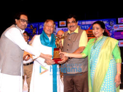 Celebs at Lata Mangeshkar Awards 2018