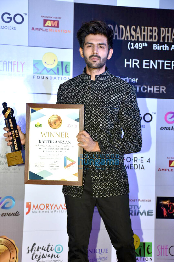 celebs grace the dadasaheb phalke excellence award 5