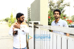 On The Sets Of The Movie De Ijaazat Rahun Tujhme