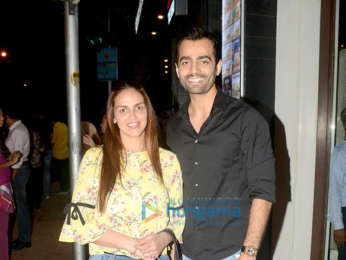 Esha Deol snapped with friends at Khar