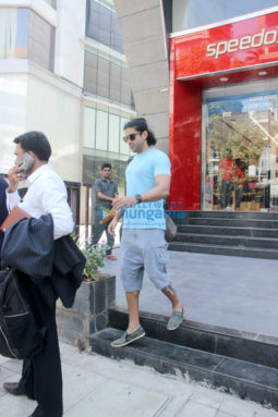 Farhan Akhtar spotted at Khar