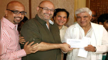 Javed Akhtar distributes Rs. 13 crores royalty to composers and authors