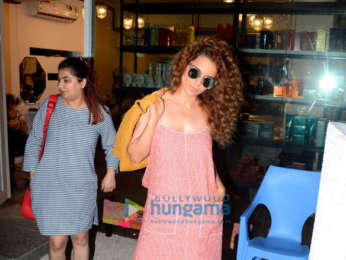 Kangana Ranaut snapped outside BBlunt salon in Bandra