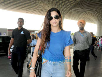 Kareena Kapoor Khan, Karisma Kapoor, Sonam Kapoor and Fatima Sana Shaikh snapped at the airport