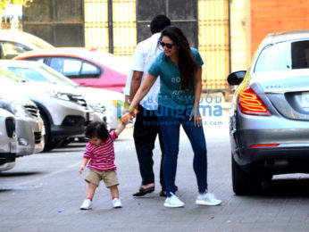 Kareena Kapoor Khan, Soha Ali Khan, Taimur Ali Khan and Inaaya Naumi spotted in a park In Bandra