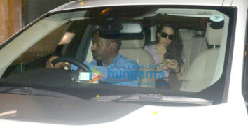 Karisma Kapoor snapped at Kareena Kapoor Khan’s house in Bandra