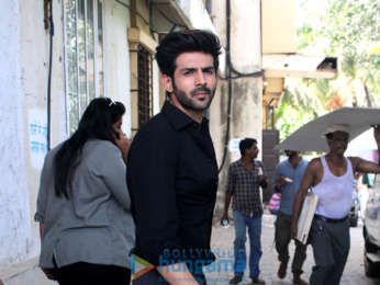 Kartik Aaryan spotted in Malad